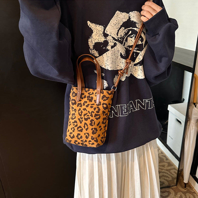 Retro Leopard Print Crossbody Bag, leopard, worn over the shoulder